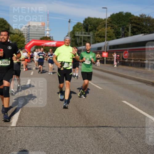 07.09.2025 - BARMER Alsterlauf Yannick Fuchs http://msf.ph/oto/8825863 07.09.2025 10:00:52 Laufen 2065 meine-sportfotos.de