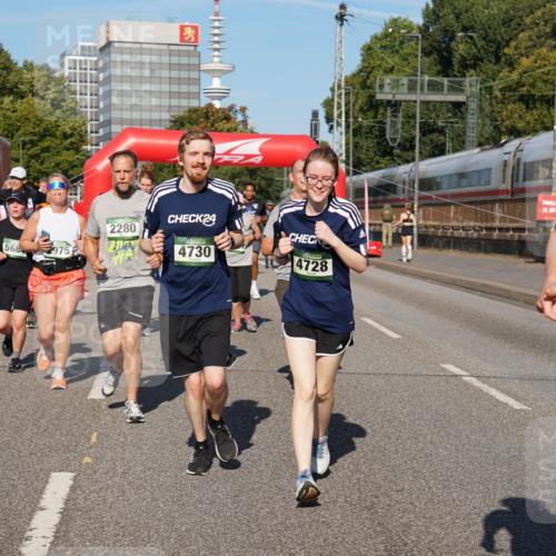 07.09.2025 - BARMER Alsterlauf Yannick Fuchs http://msf.ph/oto/8825869 07.09.2025 10:00:55 Laufen 13, 5684, 24, 2280, 975, 4730, 4728, 35, 3006 meine-sportfotos.de