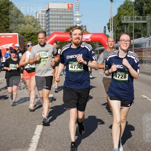 07.09.2025 - BARMER Alsterlauf Yannick Fuchs http://msf.ph/oto/8825874 07.09.2025 10:00:56 Laufen 3243, 3913, 5684, 2975, 2280, 24, 4730, 4728 meine-sportfotos.de