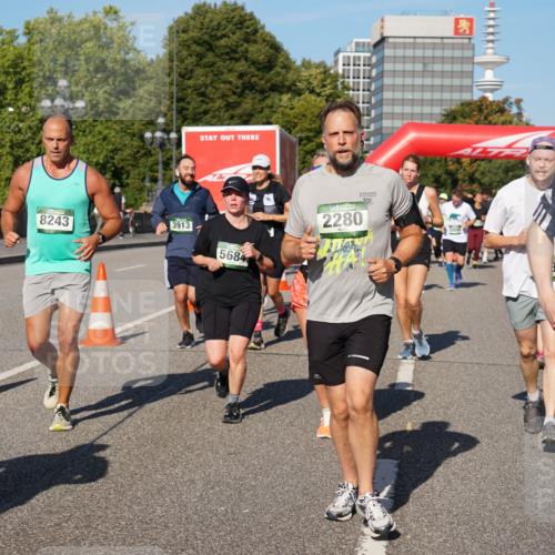 07.09.2025 - BARMER Alsterlauf Yannick Fuchs http://msf.ph/oto/8825875 07.09.2025 10:00:56 Laufen 8243, 3913, 5684, 2280, 83, 4730 meine-sportfotos.de