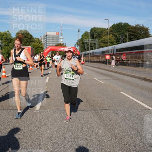 07.09.2025 - BARMER Alsterlauf Yannick Fuchs http://msf.ph/oto/8825881 07.09.2025 10:00:59 Laufen 4, 4372, 2333, 4347 meine-sportfotos.de