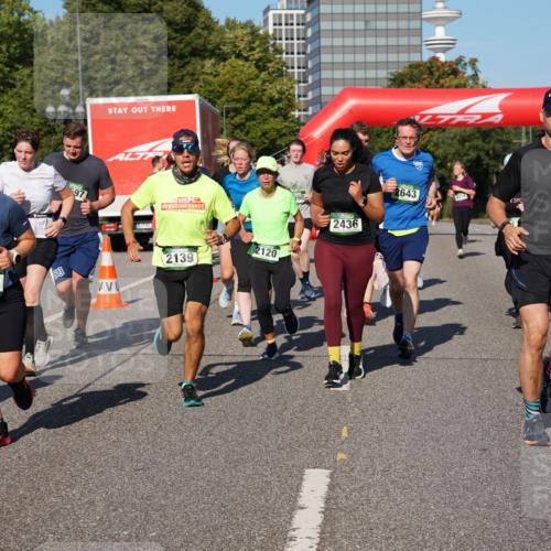 07.09.2025 - BARMER Alsterlauf Yannick Fuchs http://msf.ph/oto/8825892 07.09.2025 10:01:04 Laufen 5379, 97, 2139, 2120, 998, 2436, 2643 meine-sportfotos.de