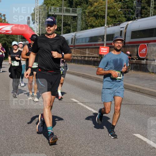 07.09.2025 - BARMER Alsterlauf Yannick Fuchs http://msf.ph/oto/8825897 07.09.2025 10:01:04 Laufen 2643, 6214, 3173, 815, 88 meine-sportfotos.de