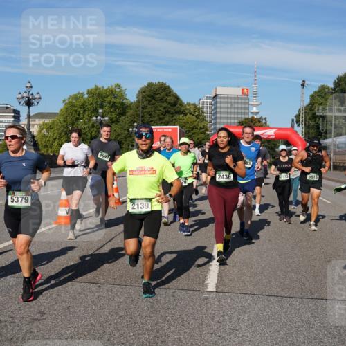 07.09.2025 - BARMER Alsterlauf Yannick Fuchs http://msf.ph/oto/8825902 07.09.2025 10:01:05 Laufen 5379, 4697, 2139, 2436, 3173, 5815 meine-sportfotos.de