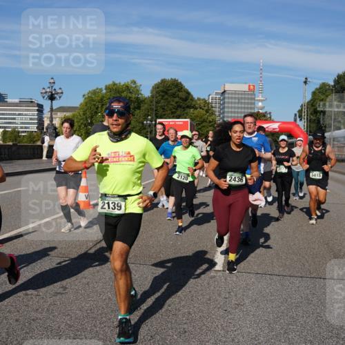 07.09.2025 - BARMER Alsterlauf Yannick Fuchs http://msf.ph/oto/8825906 07.09.2025 10:01:06 Laufen 5379, 2139, 3173, 5815, 2120, 2436, 31 meine-sportfotos.de
