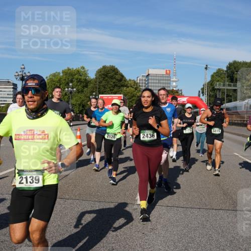 07.09.2025 - BARMER Alsterlauf Yannick Fuchs http://msf.ph/oto/8825908 07.09.2025 10:01:06 Laufen 2139, 3173, 5815, 2120, 2436 meine-sportfotos.de