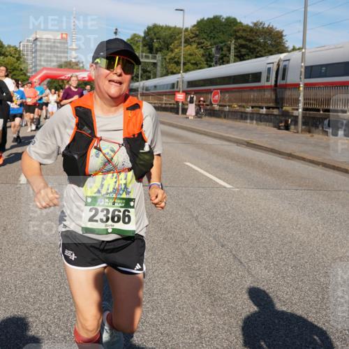 07.09.2025 - BARMER Alsterlauf Yannick Fuchs http://msf.ph/oto/8825924 07.09.2025 10:01:11 Laufen 4929, 5596, 1036, 2366 meine-sportfotos.de