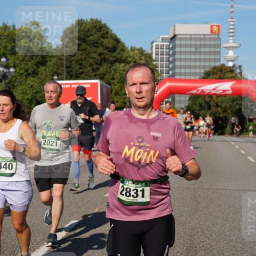 07.09.2025 - BARMER Alsterlauf Yannick Fuchs http://msf.ph/oto/8825939 07.09.2025 10:01:17 Laufen 4440, 10, 2021, 015, 34, 36, 1, 2831, 8 meine-sportfotos.de