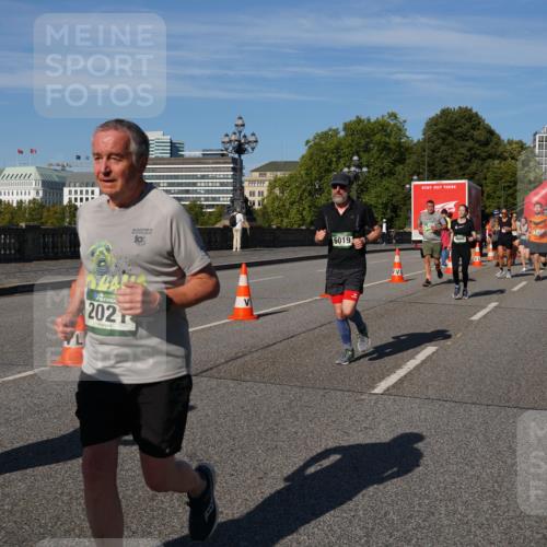 07.09.2025 - BARMER Alsterlauf Yannick Fuchs http://msf.ph/oto/8825942 07.09.2025 10:01:18 Laufen 202, 6019 meine-sportfotos.de