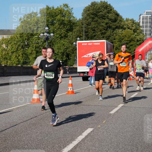 07.09.2025 - BARMER Alsterlauf Yannick Fuchs http://msf.ph/oto/8825948 07.09.2025 10:01:20 Laufen 4666, 617, 4775, 8206, 3187 meine-sportfotos.de