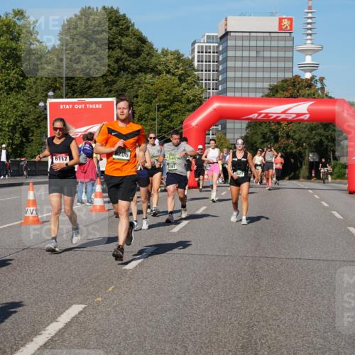 07.09.2025 - BARMER Alsterlauf Yannick Fuchs http://msf.ph/oto/8825951 07.09.2025 10:01:21 Laufen 6117, 8206, 3187 meine-sportfotos.de