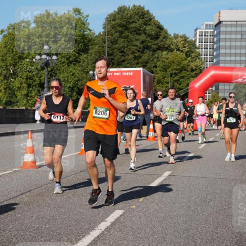 07.09.2025 - BARMER Alsterlauf Yannick Fuchs http://msf.ph/oto/8825954 07.09.2025 10:01:22 Laufen 6117, 8206, 187, 5207, 3671 meine-sportfotos.de