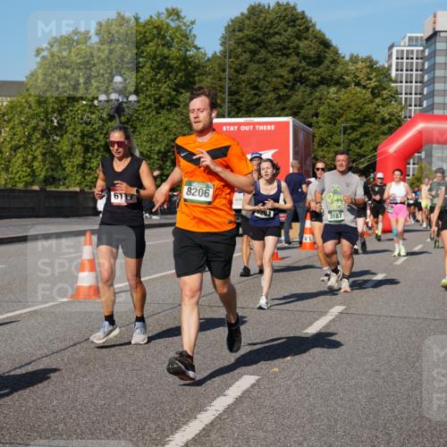 07.09.2025 - BARMER Alsterlauf Yannick Fuchs http://msf.ph/oto/8825955 07.09.2025 10:01:22 Laufen 61, 8206, 3187, 367 meine-sportfotos.de
