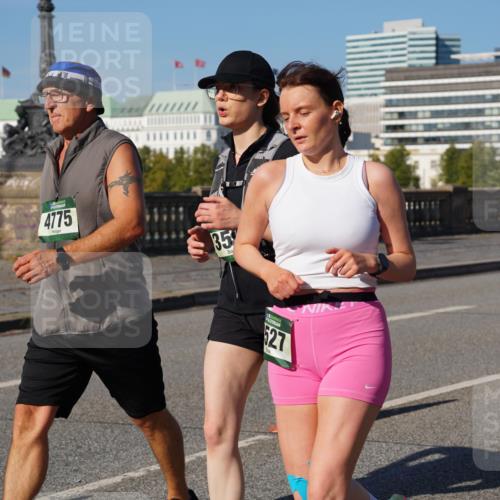 07.09.2025 - BARMER Alsterlauf Yannick Fuchs http://msf.ph/oto/8825975 07.09.2025 10:01:31 Laufen 4775, 35, 27, 8027 meine-sportfotos.de