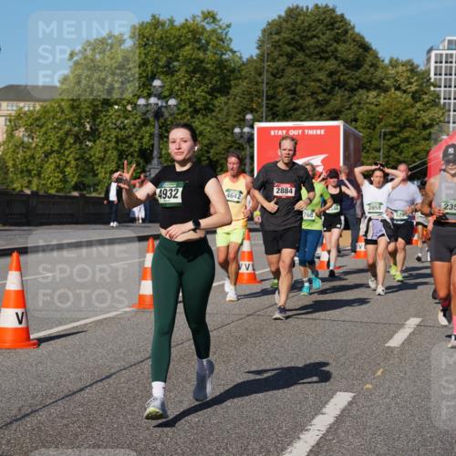 07.09.2025 - BARMER Alsterlauf Yannick Fuchs http://msf.ph/oto/8825981 07.09.2025 10:01:34 Laufen 4932, 4642, 2884, 346, 3958, 768, 2359, 5670, 5408 meine-sportfotos.de
