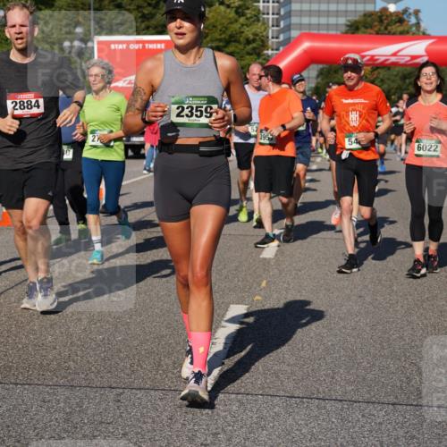07.09.2025 - BARMER Alsterlauf Yannick Fuchs http://msf.ph/oto/8825989 07.09.2025 10:01:36 Laufen 2884, 2, 2359, 52, 395, 54, 5137, 6022 meine-sportfotos.de