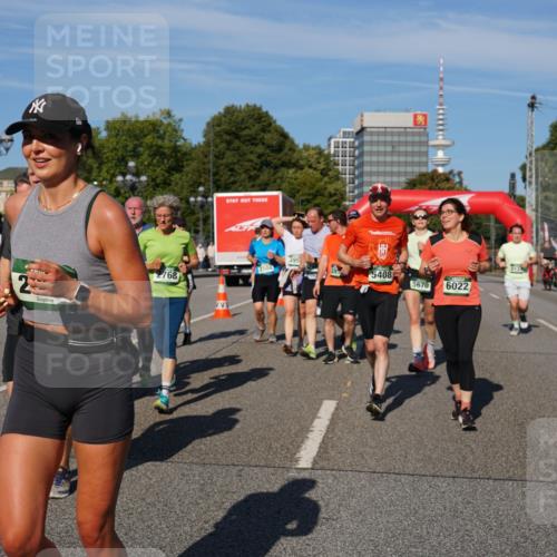 07.09.2025 - BARMER Alsterlauf Yannick Fuchs http://msf.ph/oto/8825993 07.09.2025 10:01:37 Laufen 2, 2768, 395, 5408, 5670, 6022 meine-sportfotos.de