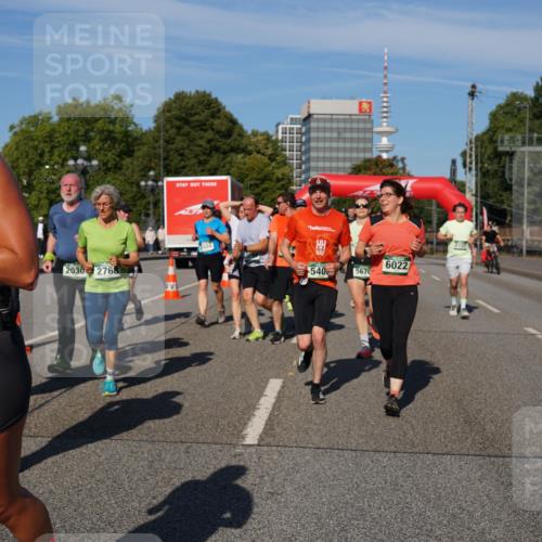 07.09.2025 - BARMER Alsterlauf Yannick Fuchs http://msf.ph/oto/8825994 07.09.2025 10:01:37 Laufen 2030, 2768, 504, 540, 5670, 6022 meine-sportfotos.de