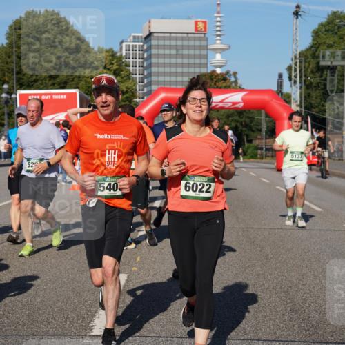 07.09.2025 - BARMER Alsterlauf Yannick Fuchs http://msf.ph/oto/8825996 07.09.2025 10:01:38 Laufen 8346, 52, 30, 540, 6022, 5137 meine-sportfotos.de