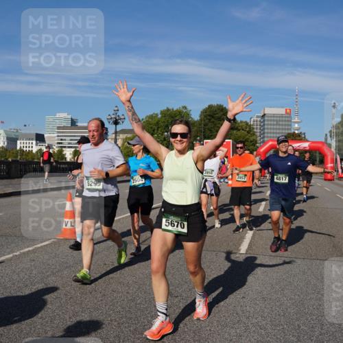 07.09.2025 - BARMER Alsterlauf Yannick Fuchs http://msf.ph/oto/8826006 07.09.2025 10:01:40 Laufen 5299, 3958, 3957, 4817, 2504, 5137, 5670 meine-sportfotos.de