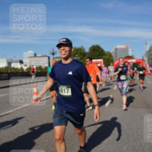 07.09.2025 - BARMER Alsterlauf Yannick Fuchs http://msf.ph/oto/8826015 07.09.2025 10:01:41 Laufen 817 meine-sportfotos.de