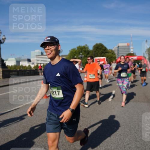 07.09.2025 - BARMER Alsterlauf Yannick Fuchs http://msf.ph/oto/8826016 07.09.2025 10:01:41 Laufen 817 meine-sportfotos.de