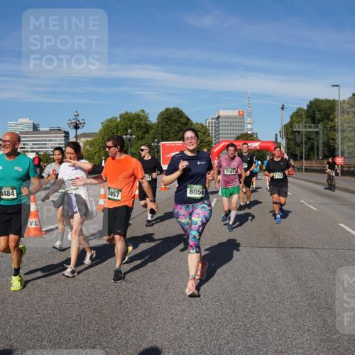 07.09.2025 - BARMER Alsterlauf Yannick Fuchs http://msf.ph/oto/8826018 07.09.2025 10:01:42 Laufen 8484, 395, 3957, 8056, 2163, 2753 meine-sportfotos.de