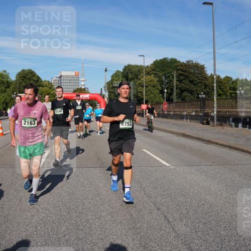 07.09.2025 - BARMER Alsterlauf Yannick Fuchs http://msf.ph/oto/8826024 07.09.2025 10:01:44 Laufen 2163, 5346, 2753 meine-sportfotos.de