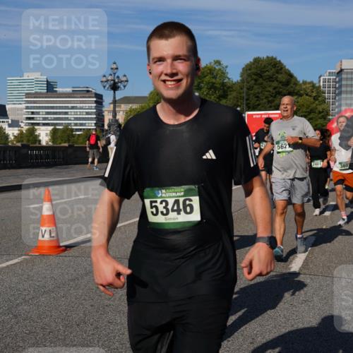 07.09.2025 - BARMER Alsterlauf Yannick Fuchs http://msf.ph/oto/8826031 07.09.2025 10:01:45 Laufen 36, 5346, 562, 2481, 380, 4035, 2018 meine-sportfotos.de