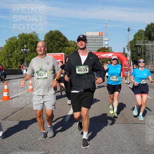 07.09.2025 - BARMER Alsterlauf Yannick Fuchs http://msf.ph/oto/8826032 07.09.2025 10:01:46 Laufen 8259, 5627, 10, 4035, 2018, 4174 meine-sportfotos.de