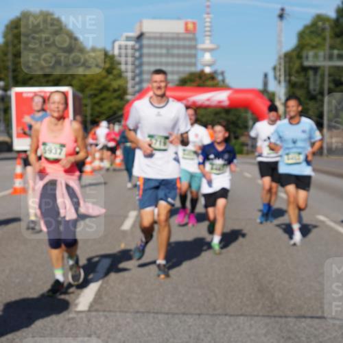 07.09.2025 - BARMER Alsterlauf Yannick Fuchs http://msf.ph/oto/8826041 07.09.2025 10:01:49 Laufen 5937, 3 meine-sportfotos.de