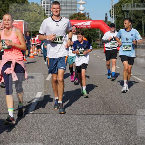 07.09.2025 - BARMER Alsterlauf Yannick Fuchs http://msf.ph/oto/8826045 07.09.2025 10:01:49 Laufen 59, 719, 46, 4310, 8453 meine-sportfotos.de