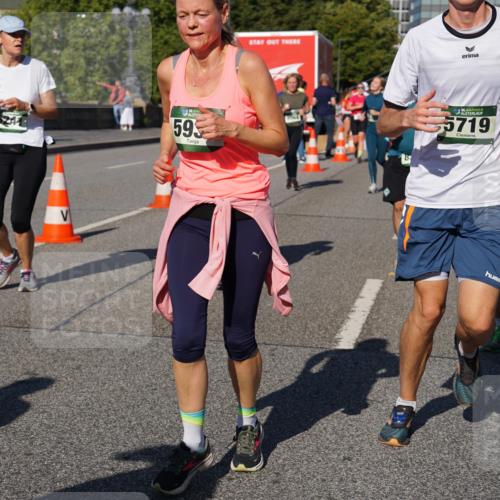 07.09.2025 - BARMER Alsterlauf Yannick Fuchs http://msf.ph/oto/8826047 07.09.2025 10:01:50 Laufen 36, 595, 36, 5719 meine-sportfotos.de