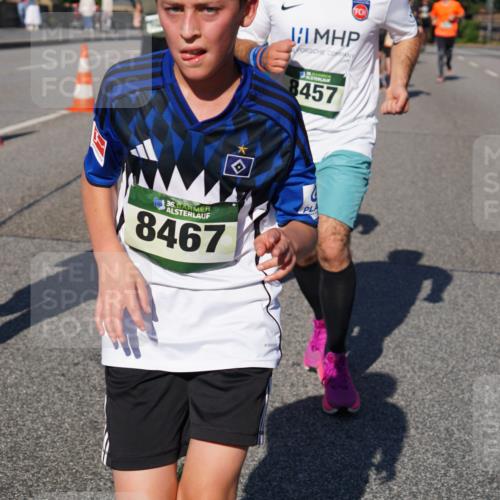 07.09.2025 - BARMER Alsterlauf Yannick Fuchs http://msf.ph/oto/8826052 07.09.2025 10:01:52 Laufen 2, 16, 36, 8467, 8457 meine-sportfotos.de