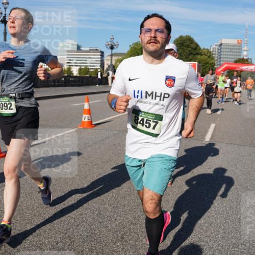 07.09.2025 - BARMER Alsterlauf Yannick Fuchs http://msf.ph/oto/8826053 07.09.2025 10:01:52 Laufen 4092, 5136, 8457 meine-sportfotos.de