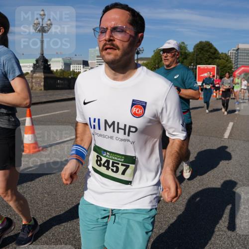 07.09.2025 - BARMER Alsterlauf Yannick Fuchs http://msf.ph/oto/8826055 07.09.2025 10:01:53 Laufen 192, 1, 1846, 36, 8457, 6530 meine-sportfotos.de