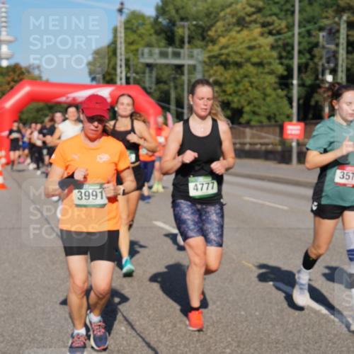 07.09.2025 - BARMER Alsterlauf Yannick Fuchs http://msf.ph/oto/8826085 07.09.2025 10:02:06 Laufen 3991, 4777, 3574 meine-sportfotos.de
