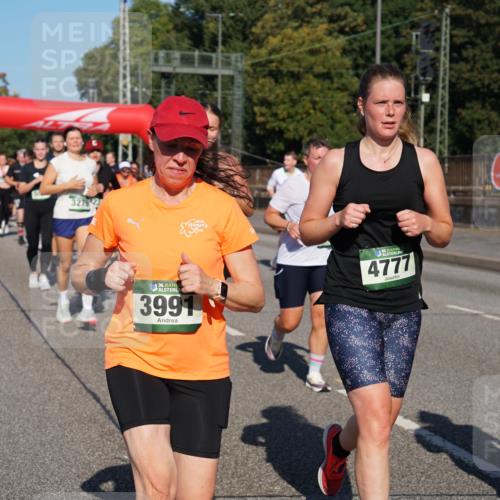07.09.2025 - BARMER Alsterlauf Yannick Fuchs http://msf.ph/oto/8826087 07.09.2025 10:02:07 Laufen 3279, 2, 36, 3991, 35, 4777, 3 meine-sportfotos.de
