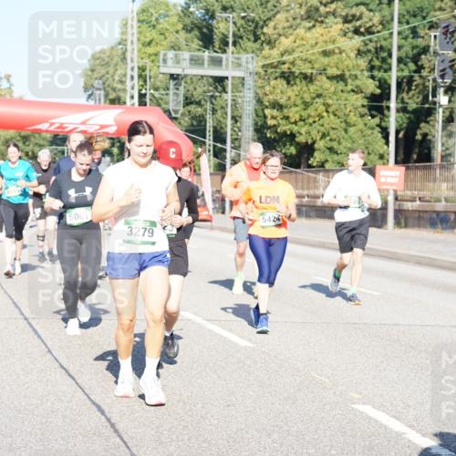 07.09.2025 - BARMER Alsterlauf Yannick Fuchs http://msf.ph/oto/8826091 07.09.2025 10:02:08 Laufen 5061, 5424, 3279 meine-sportfotos.de