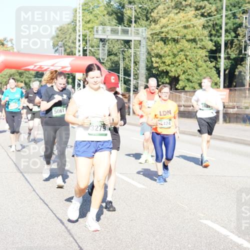 07.09.2025 - BARMER Alsterlauf Yannick Fuchs http://msf.ph/oto/8826092 07.09.2025 10:02:08 Laufen 5061, 3279, 424, 8185 meine-sportfotos.de