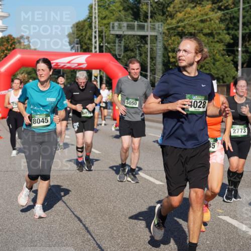 07.09.2025 - BARMER Alsterlauf Yannick Fuchs http://msf.ph/oto/8826101 07.09.2025 10:02:11 Laufen 8045, 32, 5752, 5050, 16, 4028, 85, 2773 meine-sportfotos.de