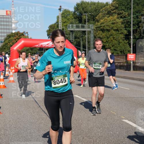 07.09.2025 - BARMER Alsterlauf Yannick Fuchs http://msf.ph/oto/8826105 07.09.2025 10:02:13 Laufen 536, 32, 8045, 614, 5050 meine-sportfotos.de