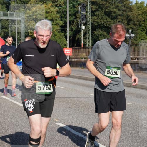 07.09.2025 - BARMER Alsterlauf Yannick Fuchs http://msf.ph/oto/8826110 07.09.2025 10:02:14 Laufen 6, 5752, 5050 meine-sportfotos.de