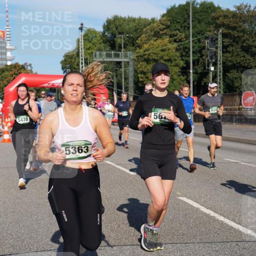 07.09.2025 - BARMER Alsterlauf Yannick Fuchs http://msf.ph/oto/8826115 07.09.2025 10:02:16 Laufen 5478, 35, 5363, 156, 6245, 6148 meine-sportfotos.de
