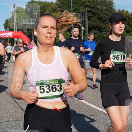 07.09.2025 - BARMER Alsterlauf Yannick Fuchs http://msf.ph/oto/8826121 07.09.2025 10:02:17 Laufen 5478, 36, 5363, 27, 828, 36, 5616 meine-sportfotos.de