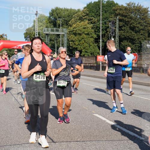 07.09.2025 - BARMER Alsterlauf Yannick Fuchs http://msf.ph/oto/8826122 07.09.2025 10:02:18 Laufen 8101, 5478, 5621, 5762, 8333, 6327 meine-sportfotos.de