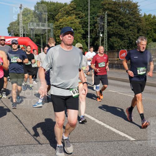 07.09.2025 - BARMER Alsterlauf Yannick Fuchs http://msf.ph/oto/8826133 07.09.2025 10:02:20 Laufen 6101, 2042, 32, 612, 3839, 8466 meine-sportfotos.de