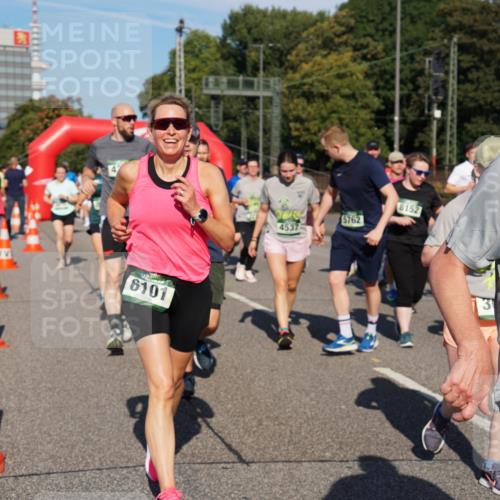 07.09.2025 - BARMER Alsterlauf Yannick Fuchs http://msf.ph/oto/8826136 07.09.2025 10:02:21 Laufen 6101, 8152, 5762, 4537 meine-sportfotos.de