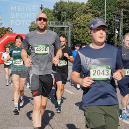 07.09.2025 - BARMER Alsterlauf Yannick Fuchs http://msf.ph/oto/8826138 07.09.2025 10:02:22 Laufen 8327, 4230, 5432, 2043, 5762, 5166 meine-sportfotos.de