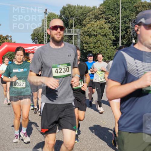 07.09.2025 - BARMER Alsterlauf Yannick Fuchs http://msf.ph/oto/8826140 07.09.2025 10:02:23 Laufen 1, 8327, 4230, 2277, 343 meine-sportfotos.de